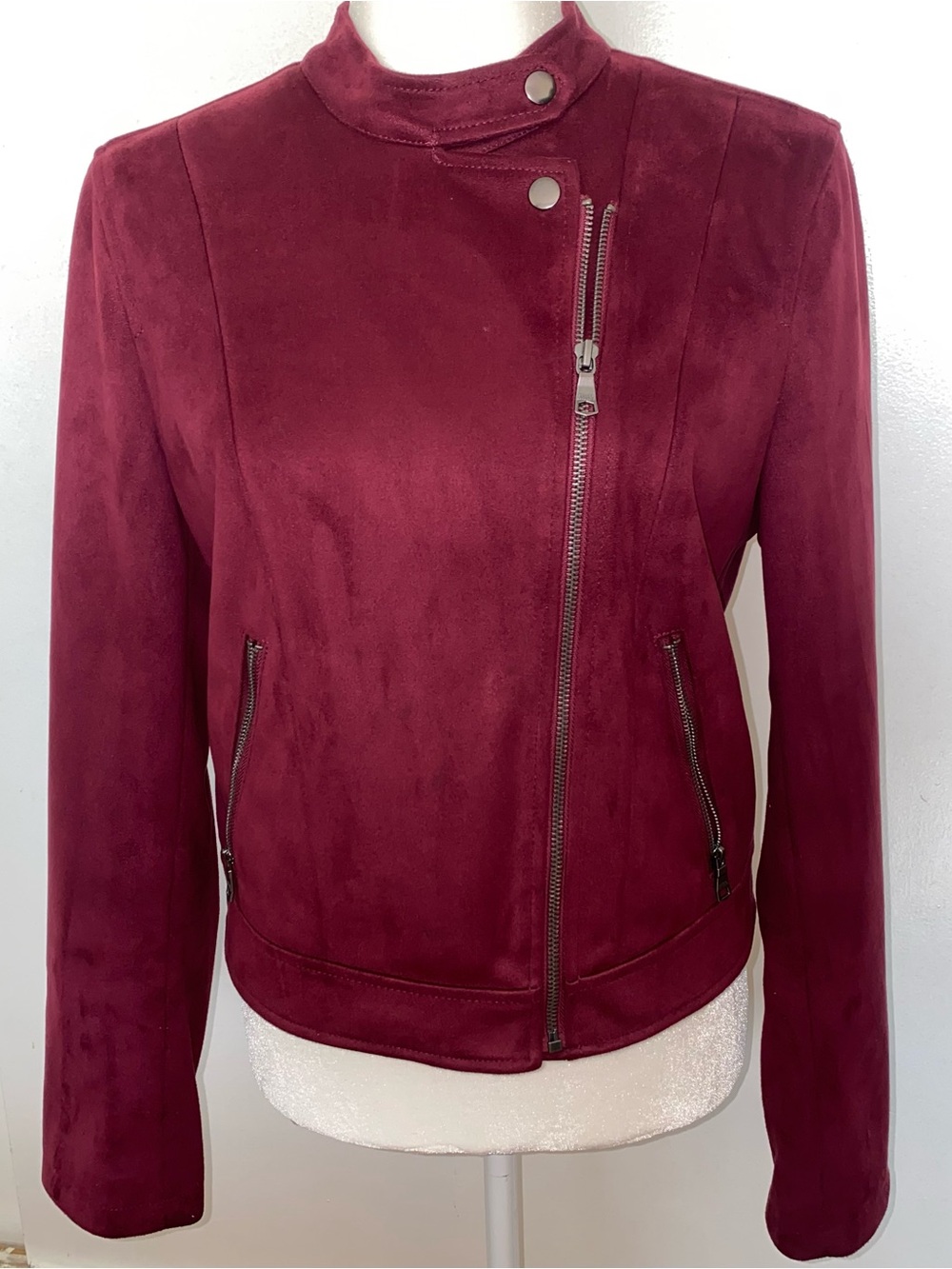 Women’s Banana Republic Factory Burgundy Suede Moto Jacket size Medium